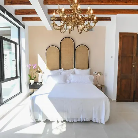 Ca Sana Teulada Moraira, Grupo Terra De Mar *